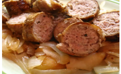 Sausages with Apples and Caramelized Onion